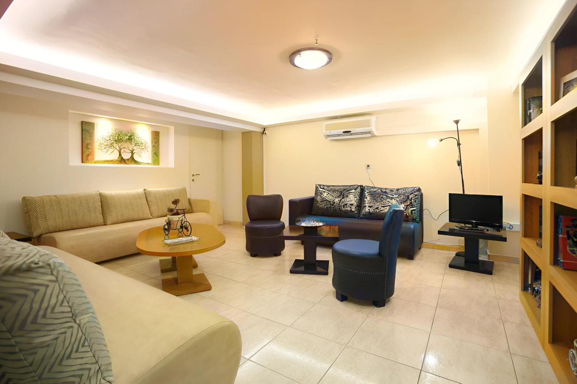 City Life Hotel كاندية المظهر الخارجي الصورة