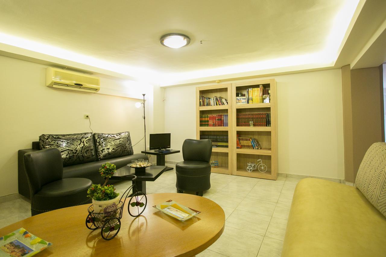 City Life Hotel كاندية المظهر الخارجي الصورة